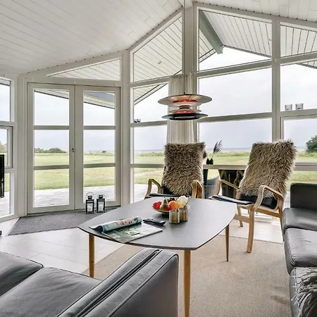Casa de Férias Three-bedroom In Nordborg