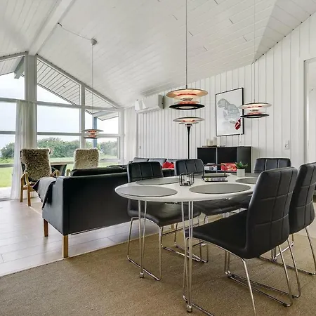 Nice Home In Nordborg With Sauna *
