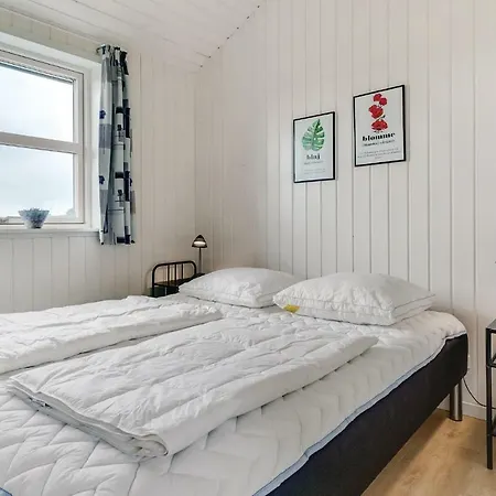 Nice Home In Nordborg With Sauna *