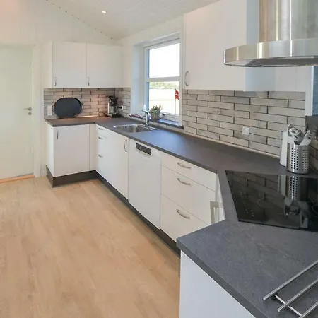 Nice Home In Nordborg With Sauna *