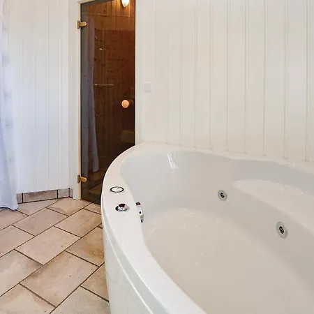 Three-bedroom In بيت للعطل نُوابورغ